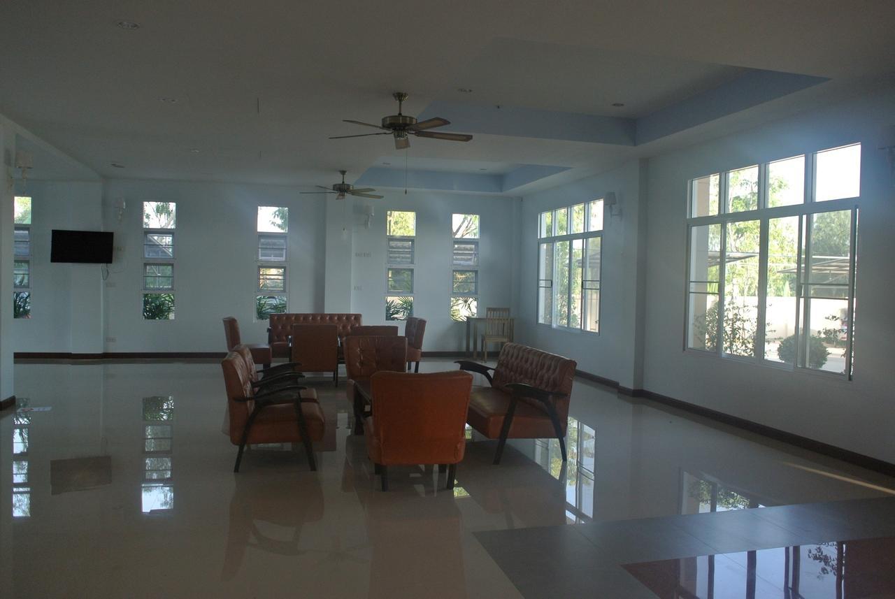 Baan Duangkamol Hotel Phitsanulok Luaran gambar