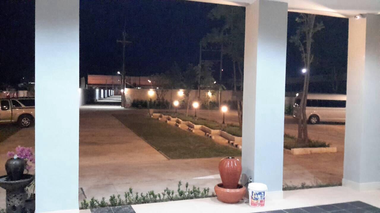 Baan Duangkamol Hotel Phitsanulok Luaran gambar