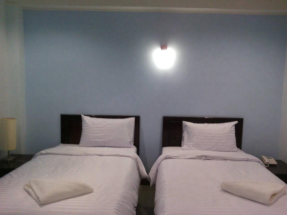 Baan Duangkamol Hotel Phitsanulok Luaran gambar